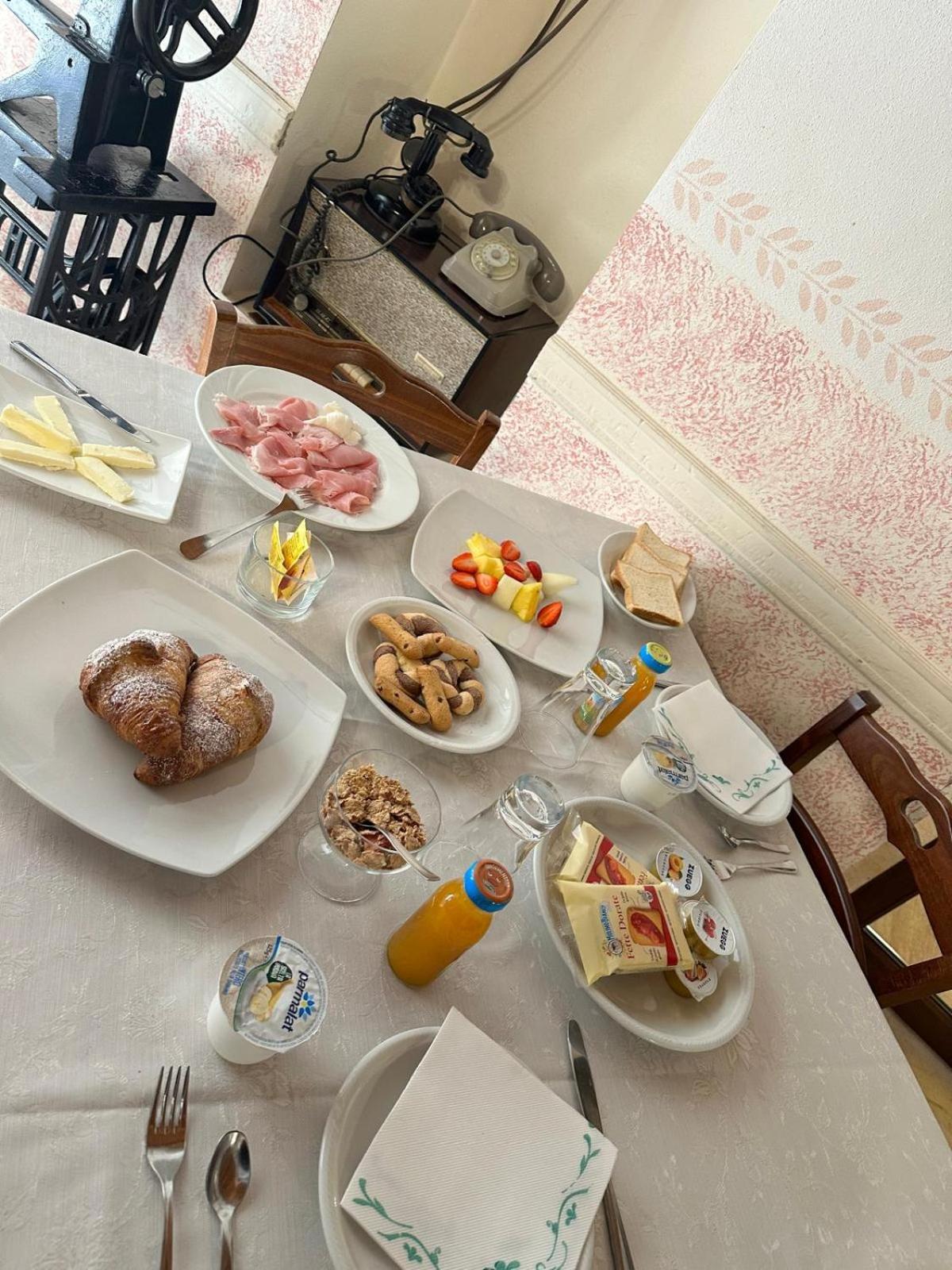 Pomarico Colledisisto Srlヴィラ エクステリア 写真